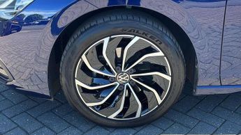 Volkswagen Golf 1.5 eTSI 150 Life 5dr DSG