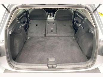Volkswagen Golf 1.5 eTSI Style 5dr DSG
