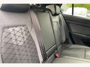 Volkswagen Golf 1.5 eTSI 150 R-Line 5dr DSG