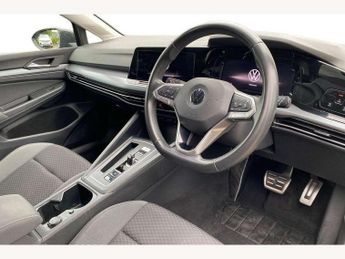 Volkswagen Golf 1.5 eTSI Active 5dr DSG