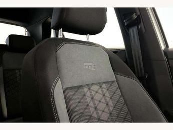 Volkswagen Polo 1.0 TSI 115 R-Line 5dr DSG