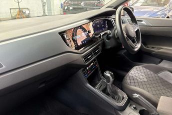 Volkswagen Polo 1.0 TSI R-Line 5dr DSG