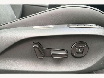 Volkswagen Passat 1.5 TSI eHybrid Elegance 5dr DSG