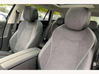 Volkswagen Passat 1.5 TSI eHybrid Elegance 5dr DSG