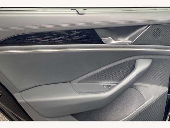 Volkswagen Passat 1.5 TSI eHybrid Elegance 5dr DSG