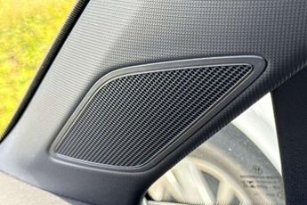 Volkswagen Golf 1.5 eTSI 150 R-Line 5dr DSG