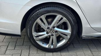 Volkswagen Golf 2.0 TDI 150 R-Line 5dr DSG