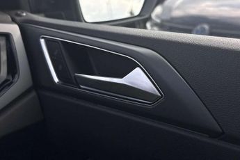 Volkswagen Polo 1.0 TSI R-Line 5dr DSG
