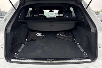 Audi Q7 55 TFSI e Quattro Black Edition 5dr Tiptronic
