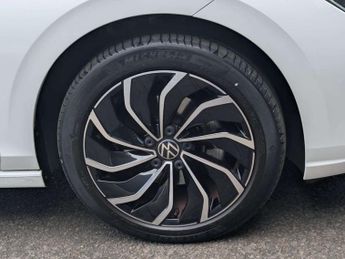 Volkswagen Golf 1.5 eTSI 150 Style 5dr DSG