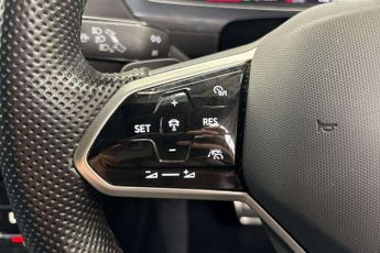 Volkswagen Tiguan 2.0 TDI R-Line Edition 5dr DSG