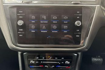 Volkswagen Tiguan 1.5 TSI 150 Life 5dr DSG