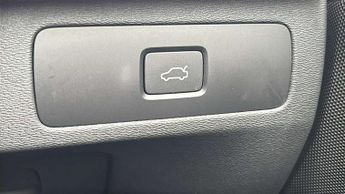 Volvo XC90 2.0 B5D [235] Plus Dark 5dr AWD Geartronic