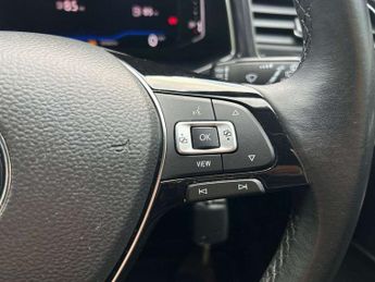 Volkswagen T-Roc 1.5 TSI EVO SEL 5dr DSG