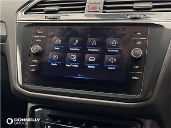 Volkswagen Tiguan 2.0 TDI R-Line Edition 5dr DSG