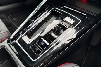 Volkswagen Golf 2.0 TSI 300 GTI Clubsport 5dr DSG