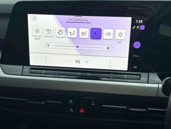 Volkswagen Golf Estate 1.5 eTSI Life 5dr DSG
