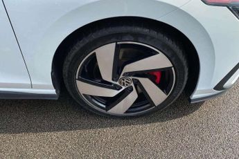 Volkswagen Golf 2.0 TSI GTI 5dr DSG