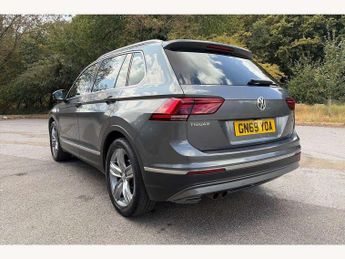 Volkswagen Tiguan 2.0 BiTDi 240 4Motion SEL 5dr DSG