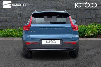 Volvo XC40 2.0 B4P Plus Dark 5dr Auto
