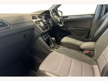 Volkswagen Tiguan 2.0 TSi 230 4Motion SEL 5dr DSG