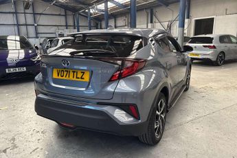 Toyota C-HR 1.8 Hybrid Design 5dr CVT