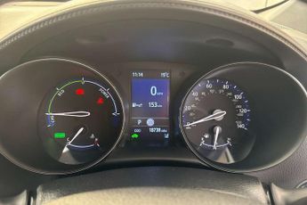 Toyota C-HR 1.8 Hybrid Design 5dr CVT