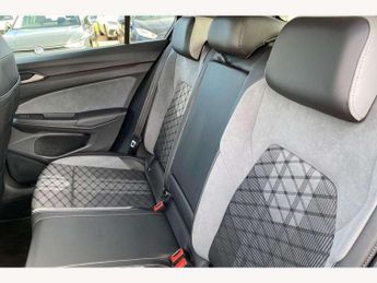 Volkswagen Golf 2.0 TDI 150 R-Line 5dr DSG