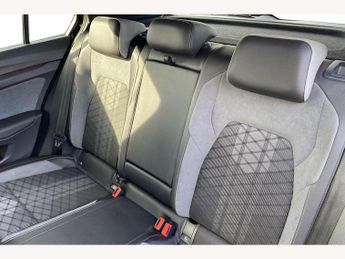 Volkswagen Golf 2.0 TDI 150 R-Line 5dr DSG