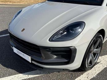 Porsche Macan T 5dr PDK
