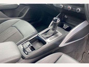 Audi Q2 35 TFSI S Line 5dr S Tronic