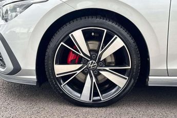 Volkswagen Golf 2.0 TDI 200 GTD 5dr DSG