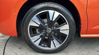 Volkswagen Multivan 2.0 TDI Style 5dr LWB DSG