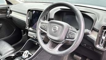 Volvo XC40 2.0 B4P Inscription Pro 5dr AWD Auto