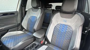 Volkswagen T-Roc 2.0 TSI 300 4MOTION R 5dr DSG
