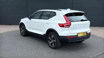 Volvo XC40 2.0 B4P Plus Dark 5dr AWD Auto