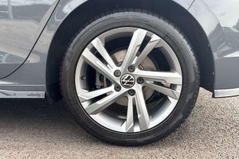 Volkswagen Golf 2.0 TDI 150 R-Line 5dr DSG