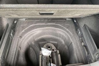 Volkswagen Passat 2.0 TDI EVO SCR SEL 5dr DSG