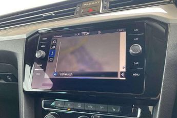Volkswagen Passat 2.0 TDI EVO SCR SEL 5dr DSG