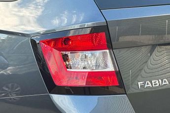 Skoda Fabia 1.0 TSI SE 5dr DSG