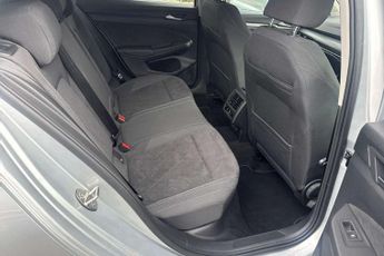 Volkswagen Golf 1.5 eTSI Style 5dr DSG