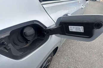 Volkswagen Golf 1.5 eTSI Style 5dr DSG