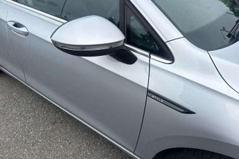 Volkswagen Golf 1.5 eTSI Style 5dr DSG