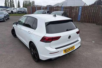 Volkswagen Golf 1.5 eTSI 150 Black Edition 5dr DSG