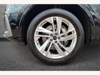 Audi Q7 50 TDI Quattro S Line 5dr Tiptronic