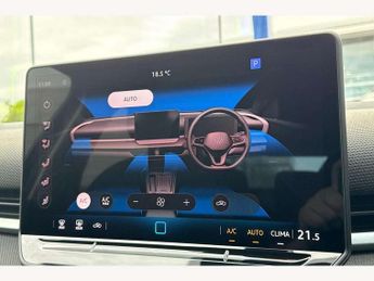 Volkswagen T-Roc 1.5 eTSI 150 Life 5dr DSG