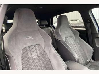 Volkswagen Golf 2.0 TDI 150 R-Line 5dr DSG