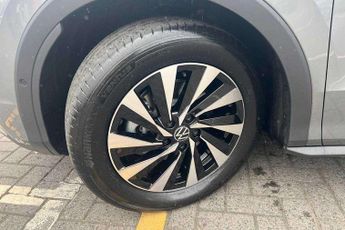 Volkswagen T-Roc 1.5 eTSI 150 Life 5dr DSG