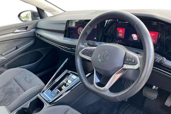 Volkswagen Golf 1.5 eTSI 150 Style 5dr DSG