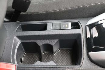 Volkswagen T-Roc 1.5 TSI Life 5dr DSG